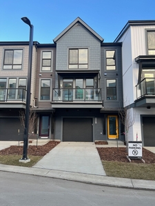 Edmonton Townhouse For Rent | Rutherford | Brand New 2 Bedroom Townhouse