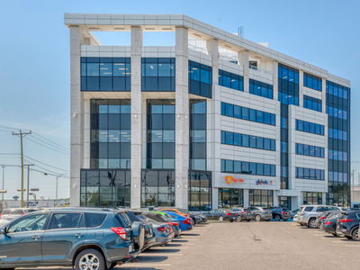 Find office space in Lebourgneuf for 1 person