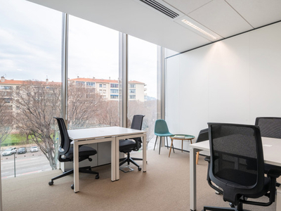 Find office space in SPACES THE JUNCTION for 3 persons