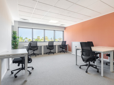 Find open plan office space in SPACES THE JUNCTION