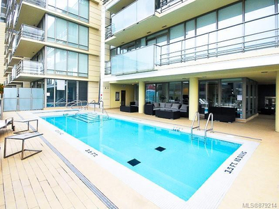 Fully Furnished 2 bed 2 bath condo in downtown Victoria