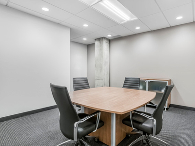 Fully serviced private office space for you and your team