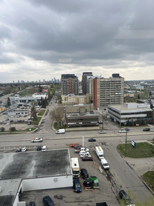 Macleod Trail 8th Floor Office with Skyline Views