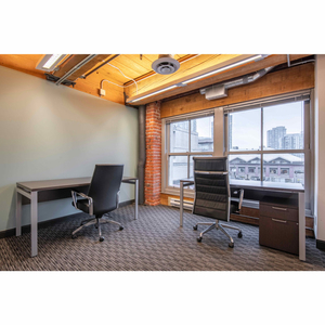 Professional office space in Yaletown on fully flexible terms