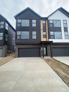 St. Albert Townhouse For Rent | Brand New Townhouse In Midtown