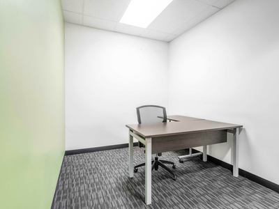 Unlimited office access in Yonge and Lawrence