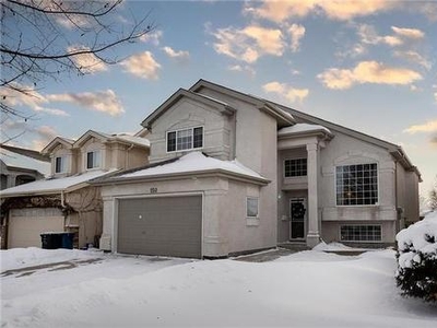 House For Sale In Riverbend, Winnipeg, Manitoba