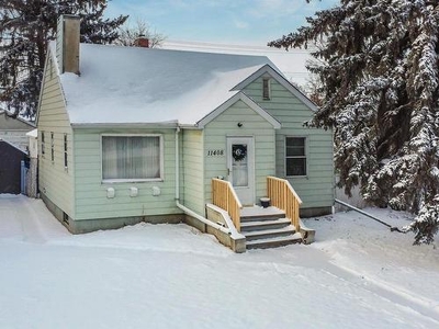 House For Sale In Spruce Avenue, Edmonton, Alberta