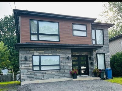 House for sale, 1208 43e Avenue, Fabreville, QC H7R5A1, CA , in Laval, Canada