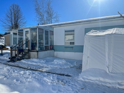 House for sale, 19 Rue du Domaine, Magog, QC J1X5Z3, CA , in Magog, Canada