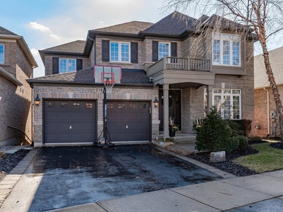 House for sale, 2192 Rochester Circle, Greater Toronto Area, Ontario, in Oakville, Canada