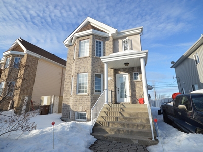 House for sale, 7739 Rue des Cerisiers, Duvernay, QC H7A0A2, CA , in Laval, Canada