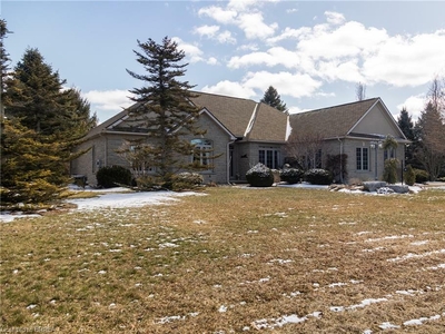15 Otter View Drive Otterville, ON N0J 1R0