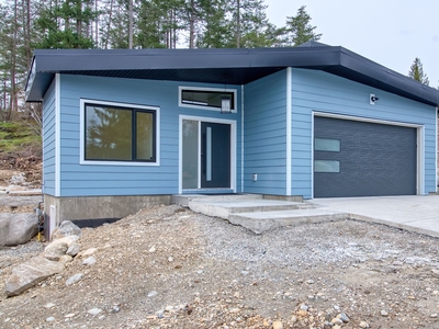 House for sale, 5415 Stellar Way, Sunshine Coast, British Columbia, in Sechelt, Canada