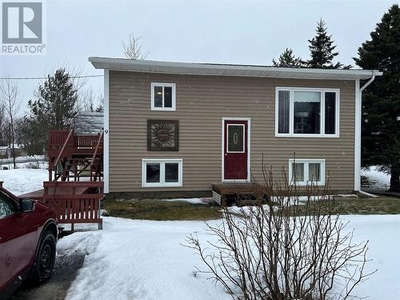 House For Sale In Gander Bay, Newfoundland and Labrador
