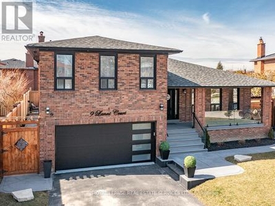House For Sale In Kingsview Village, Toronto, Ontario