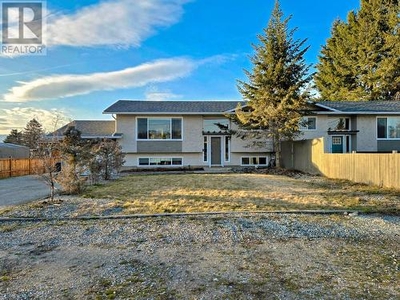 House For Sale In Rutland, Kelowna, British Columbia