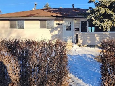 House For Sale In Wellington, Edmonton, Alberta