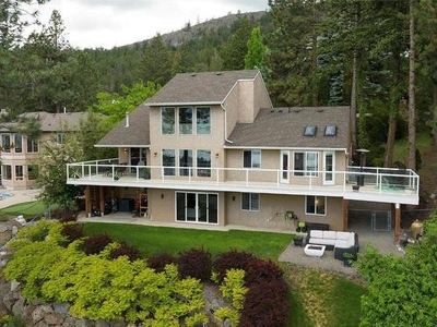 House For Sale In West Kelowna Estates / Rose Valley, West Kelowna, British Columbia
