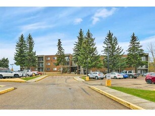 Condo For Sale In Highland Green Estates, Red Deer, Alberta