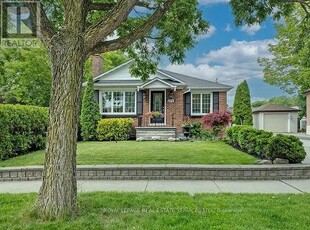 House For Sale In Central Oakville, Oakville, Ontario