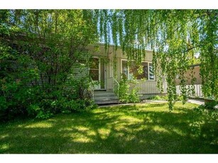House For Sale In Varsity, Calgary, Alberta