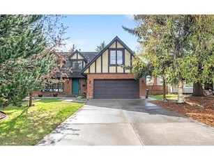 House For Sale In Woodlands, Calgary, Alberta