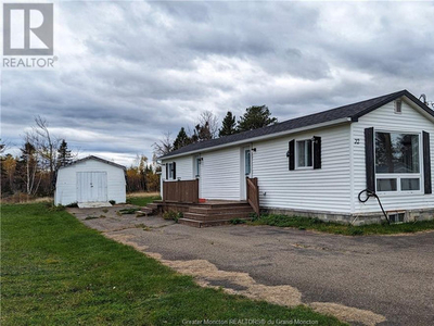 72 Agnee Comeau Tracadie, New Brunswick