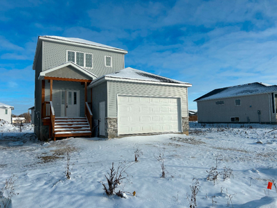 Brand New Homes Available in New Bothwell, MB