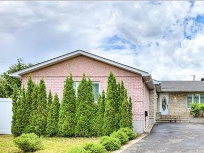 Homes for Sale in Brossard, Quebec $689,000