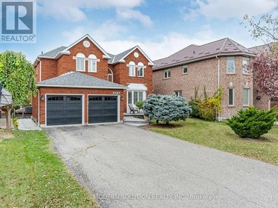 House For Sale In Central Erin Mills, Mississauga, Ontario