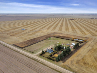 Neufeld Acreage - Wilcox, SK