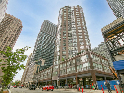 1+1 Bed Condo | Wellesley St W | Close to U of T | Parking
