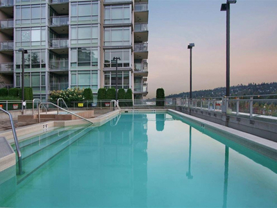 2br Highrise right next to Coquitlam Center!! Corner unit!