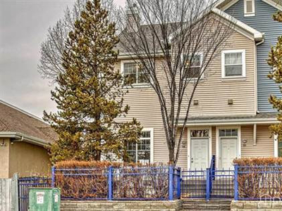 Homes for Sale in Summerside, Edmonton, Alberta $319,800