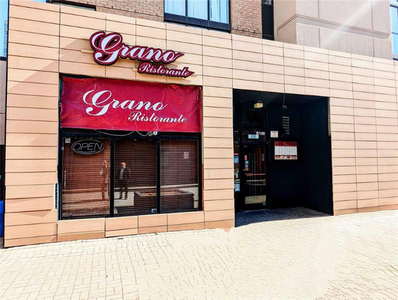 Italian Restaurant For Sale Close to Square One Mall
