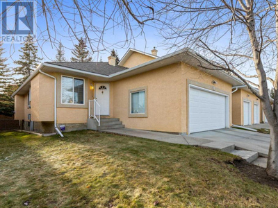 !!JUST LISTED!! VILLA IN SW CALGARY!!