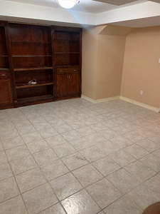 3 bedrooms Basement available to rent -Brampton