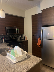 Student housing - 1 room in a 2 bed 2 bath