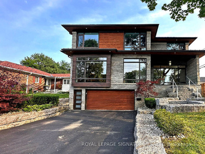 Toronto House! Back on Golf Course! $2,998,000 Only!