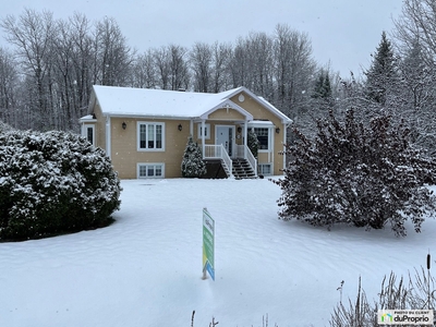 Bungalow for sale Chicoutimi (Canton Tremblay) 3 bedrooms