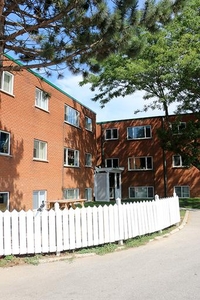 2 Bedroom Apartment Unit Port Elgin ON For Rent At 1920