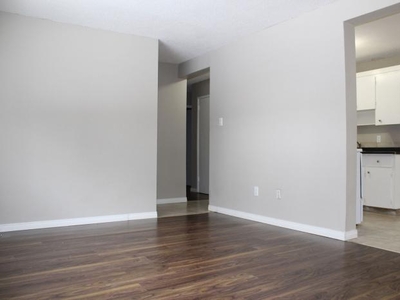 3 Bedroom Apartment Unit Edmonton AB For Rent At 1224