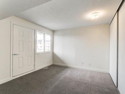 1 Bedroom Apartment Unit Edmonton AB For Rent At 1249