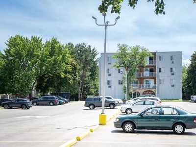 1 Bedroom Apartment Unit Sarnia ON For Rent At 1505