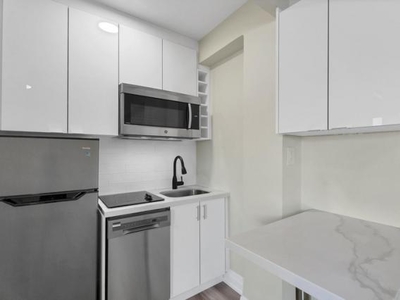 1 Bedroom Apartment Unit Toronto ON For Rent At 1829