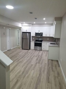 2 Bedroom Apartment Unit Calgary AB For Rent At 1600