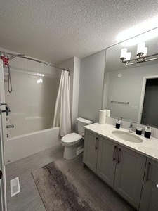 2 Bedroom Apartment Unit Calgary AB For Rent At 850