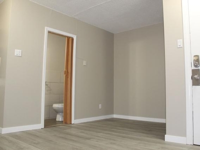 2 Bedroom Apartment Unit Edmonton AB For Rent At 1150