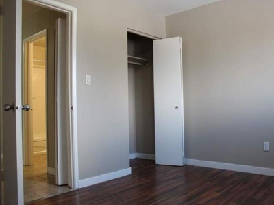 2 Bedroom Apartment Unit Edmonton AB For Rent At 1200